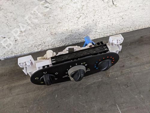 Climate control DACIA SANDERO 1.4 (BS0C, BS0A, BS0G, BS1F, BS0E) | BP31783144I5 