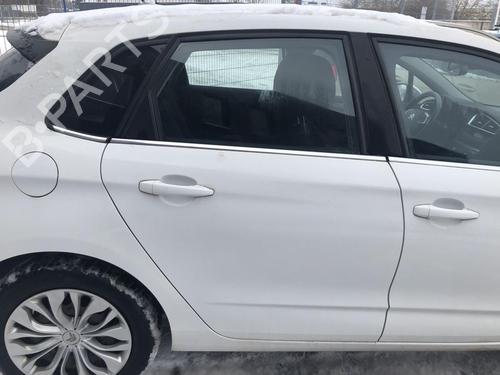 Dør høyre bak CITROËN C4 II (NC_) 1.2 THP 130 (NCHNYM, NCHNYT) (130 hp) 32069429