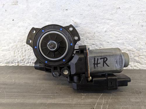 Used Right rear window motor KIA CEE'D Hatchback (ED) 1.6 CVVT (125 hp) 31782289