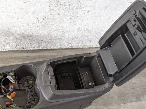 Armrest / Center console FORD FOCUS III Turnier 1.0 EcoBoost | BP31783905I20 