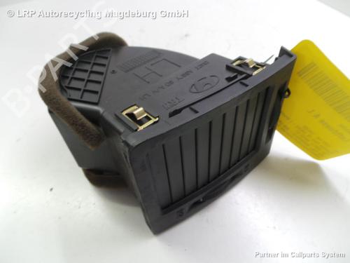 Used Air vent HYUNDAI GETZ (TB) 1.3 i (82 hp) 31777161