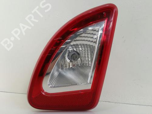 Farolim direito da mala NISSAN PRIMERA Hatchback (P11) 1.8 16V (114 hp) 31779939