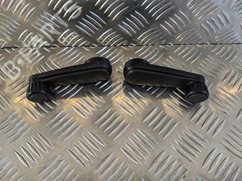 Andre VW POLO Coupe (86C, 80) 1.3 Cat (75 hp) 31781932