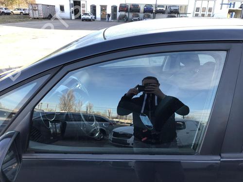 front-left-door-window-kia-venga-yn-2010-2011-2012-2013-2014-2015-2016-2017-2018-2019-32713372 main image