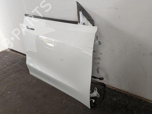 Right front door TESLA MODEL Y (5YJY) Long Range All-wheel Drive | BP31787422C3 