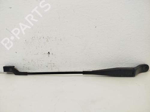front-windshield-wiper-arm-peugeot-2008-i-cu_-2013-32508503 main image