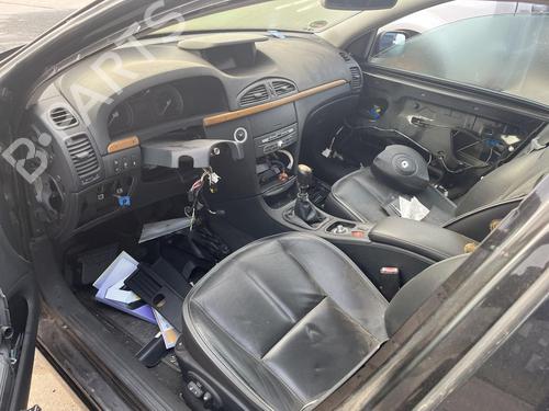 Brugte RENAULT LAGUNA II Grandtour (KG0/1_) 2.2 dCi (KG0F, KG1N) (140 hp) 4401764