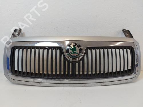 Grelha SKODA FABIA I Combi (6Y5) 1.4 16V (75 hp) 31790883
