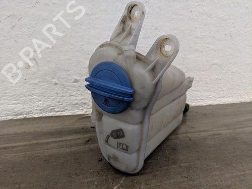 Used Expansion tank AUDI A4 B8 (8K2) 2.0 TDI (143 hp) 31782362