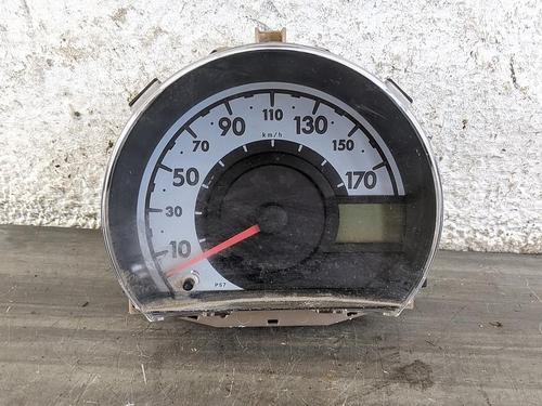 instrument-cluster-toyota-aygo-_b1_-2005-2006-2007-2008-2009-2010-2011-2012-2013-2014-31784447 main image