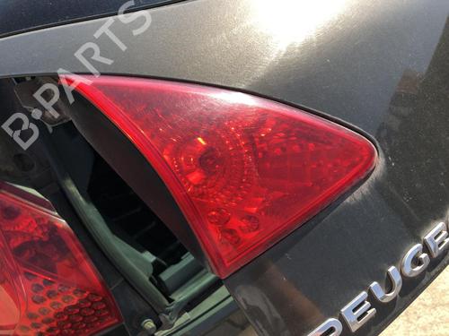 left-tailgate-light-peugeot-3008-i-mpv-0u_-2009-2010-2011-2012-2013-2014-2015-2016-2017-31789628 main image