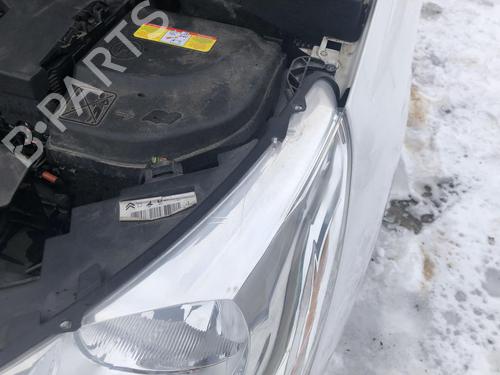 Left headlight CITROËN C4 II (NC_) 1.2 THP 130 (NCHNYM, NCHNYT) | BP32069444C28 