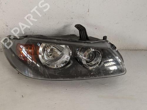 Used Right headlight NISSAN ALMERA II Hatchback (N16) 1.5 (98 hp) 31787505