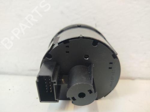 Headlight switch VW PASSAT B7 Variant (365) 2.0 TDI | BP32688392I24  - Image 5
