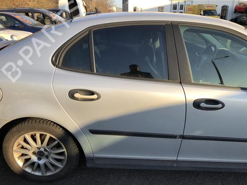 Porte arrière droite SAAB 9-3 (YS3F, E79, D79, D75) 2.0 t (175 hp) 31817232