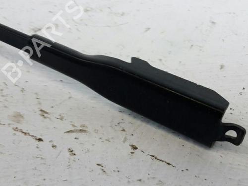 Front windshield wiper arm BMW 1 (E81) 120 d | BP31781068C143