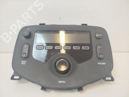 Used Radio CITROËN C1 II (PA_, PS_) 1.0 VTi 72 (72 hp) 32736002