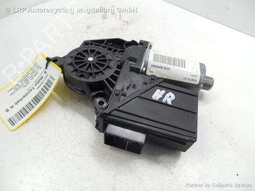 Rudehejsemotor bagstkærm højre VW POLO IV Saloon (9A4, 9A2, 9N2, 9A6) 1.4 (75 hp) 31777666