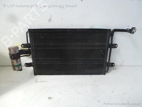 Radiador de A/C VW GOLF IV (1J1) 1.6 16V (105 hp) 31777946