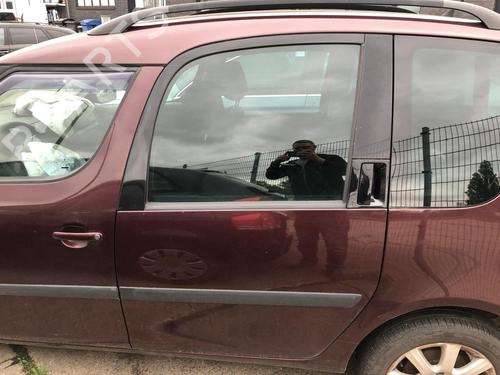 Used Left rear door Left rear door SKODA ROOMSTER (5J7) 1.2 TSI (86 hp) 35917995 35917995