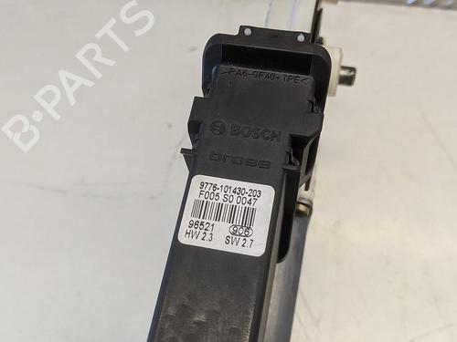 Left front window motor VW GOLF IV Variant (1J5) 1.6 | BP31784845E21 