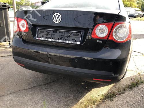 Pare-chocs arrière VW JETTA III (1K2) 1.6 FSI (115 hp) 31959233