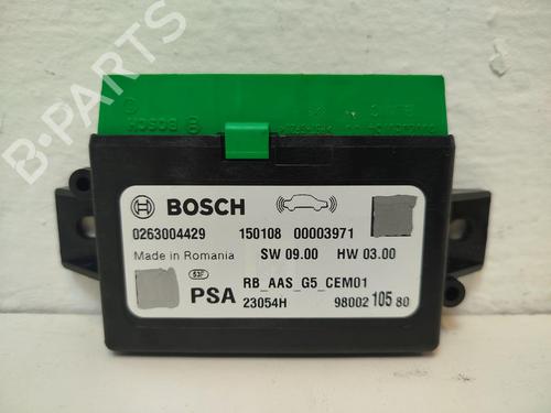 Used Electronic module PEUGEOT 308 SW II (LC_, LJ_, LR_, LX_, L4_) 1.6 BlueHDi 120 (120 hp) 32330011