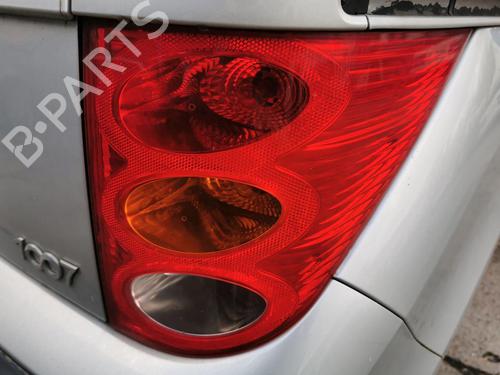 Used Right taillight PEUGEOT 1007 (KM_) 1.4 HDi (68 hp) 31790649
