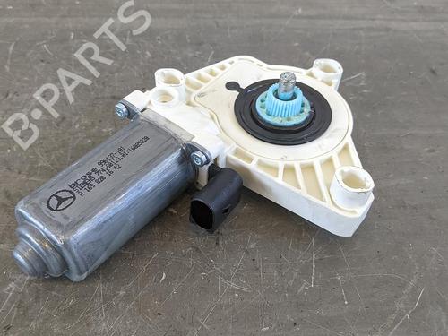 Used Right front window motor MERCEDES-BENZ A-CLASS (W169) A 170 (169.032, 169.332) (116 hp) 31784417