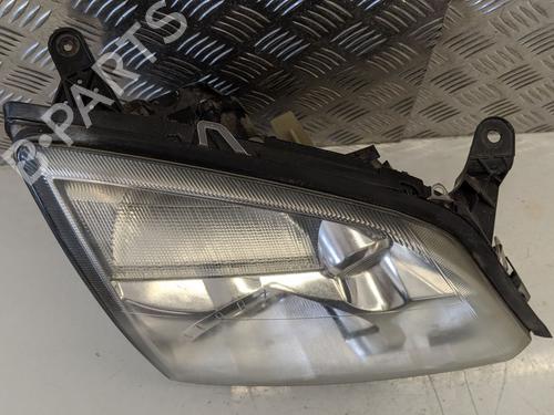 Right headlight OPEL SIGNUM Hatchback (Z03) 2.2 direct (F48) | BP31786075C29 