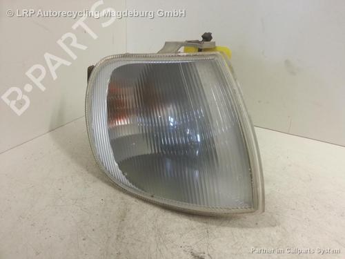 Blinklys foran høyre VW POLO III (6N1) 50 1.0 (50 hp) 31779094