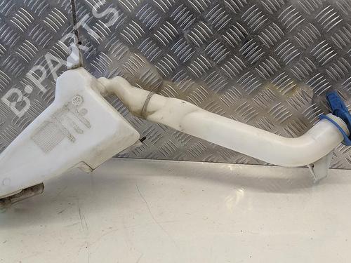 Windscreen washer tank VW FOX Hatchback (5Z1, 5Z3, 5Z4) 1.4 | BP31784793C113 