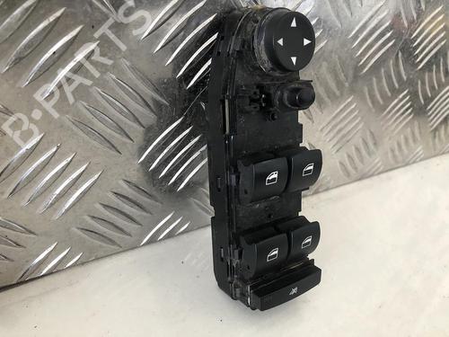 Left front window switch BMW 5 Touring (E61) 525 d xDrive | BP31785217I27