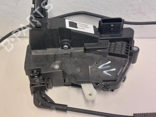 front-left-lock-smart-1-2022-31790505 main image