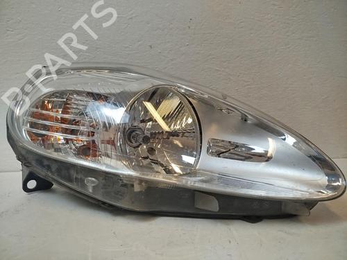 Used Right headlight FIAT GRANDE PUNTO (199_) 1.2 (65 hp) 31791326