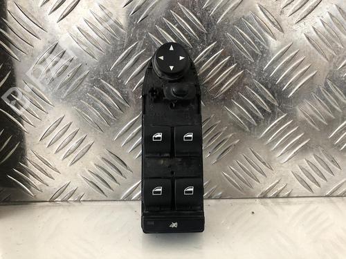 Interrupteur de vitre avant gauche BMW 5 Touring (E61) 525 d xDrive (197 hp) 31785217
