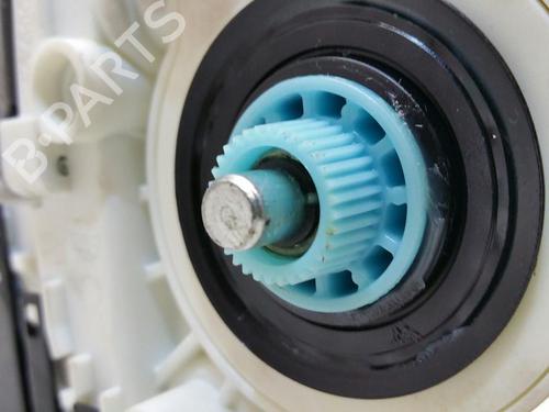 Right rear window motor VW PASSAT B6 (3C2) 2.0 TDI 16V | BP31780070E22 