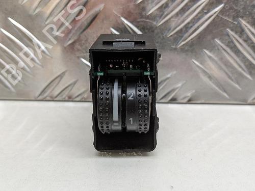 Other NISSAN PRIMERA Hatchback (P11) 1.8 16V | BP32396881O1