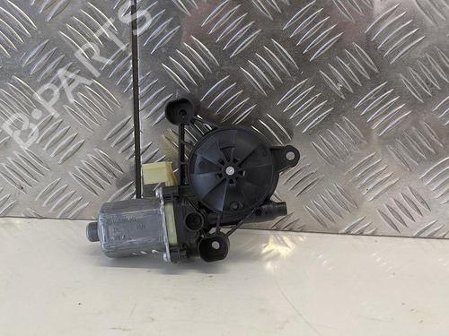 Right front window motor SKODA OCTAVIA III Combi (5E5, 5E6) 2.0 TDI RS | BP31784757E20 