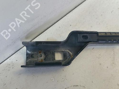 front-windshield-wiper-arm-vw-golf-v-1k1-2003-2004-2005-2006-2007-2008-2009-2010-31780661 main image