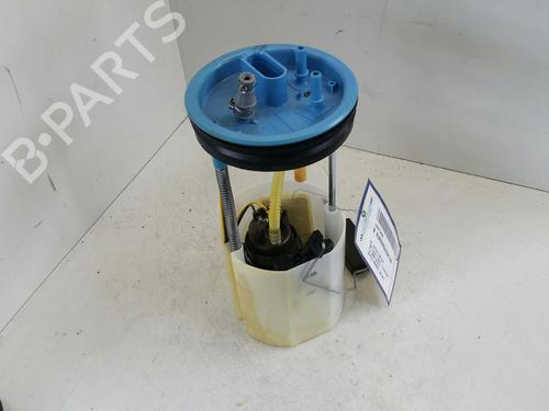 Used Fuel pump NISSAN PRIMERA Hatchback (P11) 1.8 16V (114 hp) 31779680