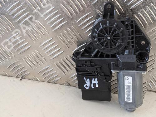 Used Right rear window motor Right rear window motor VW GOLF PLUS V (5M1, 521) 1.9 TDI (105 hp) 31785226 31785226