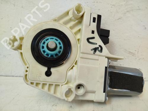 Right front window motor AUDI A5 (8T3) 2.7 TDI | BP31790784E20