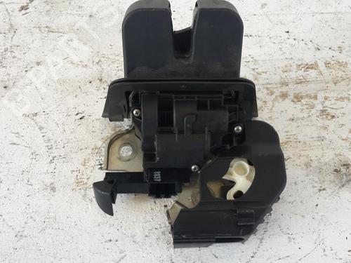 Used Tailgate lock AUDI A4 B8 Avant (8K5) 2.0 TDI (143 hp) 31779467