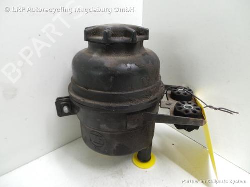 Used Power steering reservoir BMW 3 Coupe (E46) 318 Ci (118 hp) 31777789