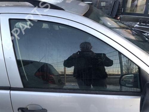 Used Front right door window SKODA FABIA I Praktik (6Y5) 1.2 (64 hp) 31959502