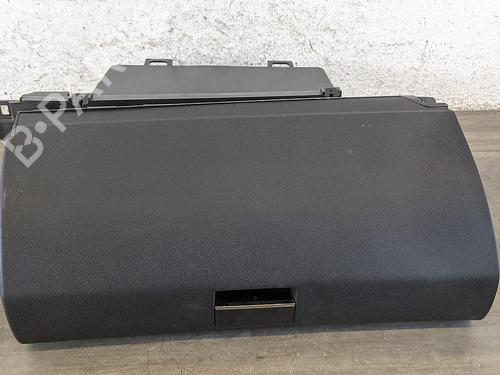 Used Glove box MERCEDES-BENZ A-CLASS (W169) A 170 (169.032, 169.332) (116 hp) 31784421