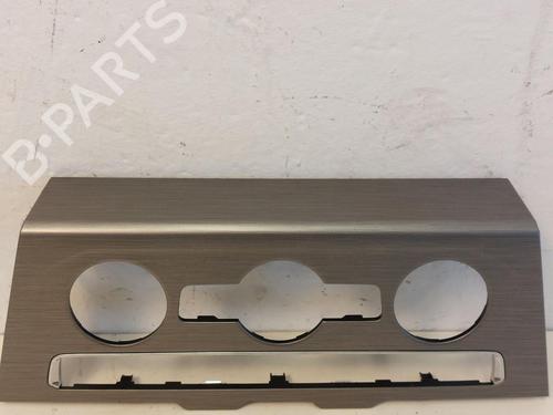 Otra VW PASSAT B8 (3G2, CB2) 1.4 TSI (125 hp) 31790759