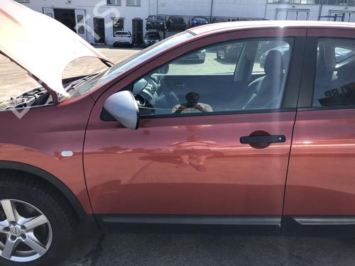 Used Left front door Left front door 36676861 36676861