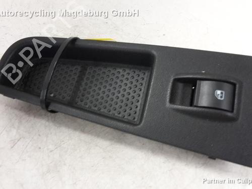 Mando elevalunas delantera derecho FIAT BRAVO II (198_) 1.4 T-Jet (198AXG1B) (120 hp) 31778848